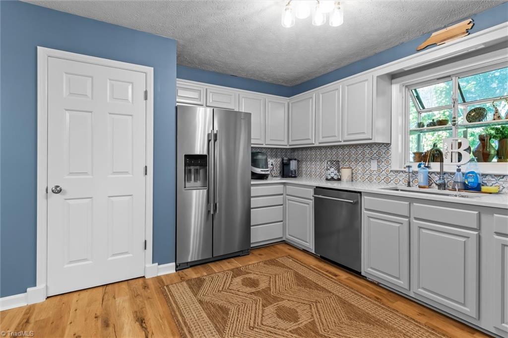 230 Country Club Road Mount Airy, NC 27030 - Photo 11 of 23