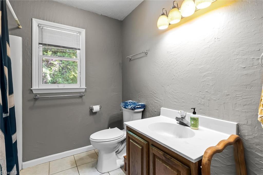 230 Country Club Road Mount Airy, NC 27030 - Photo 19 of 23