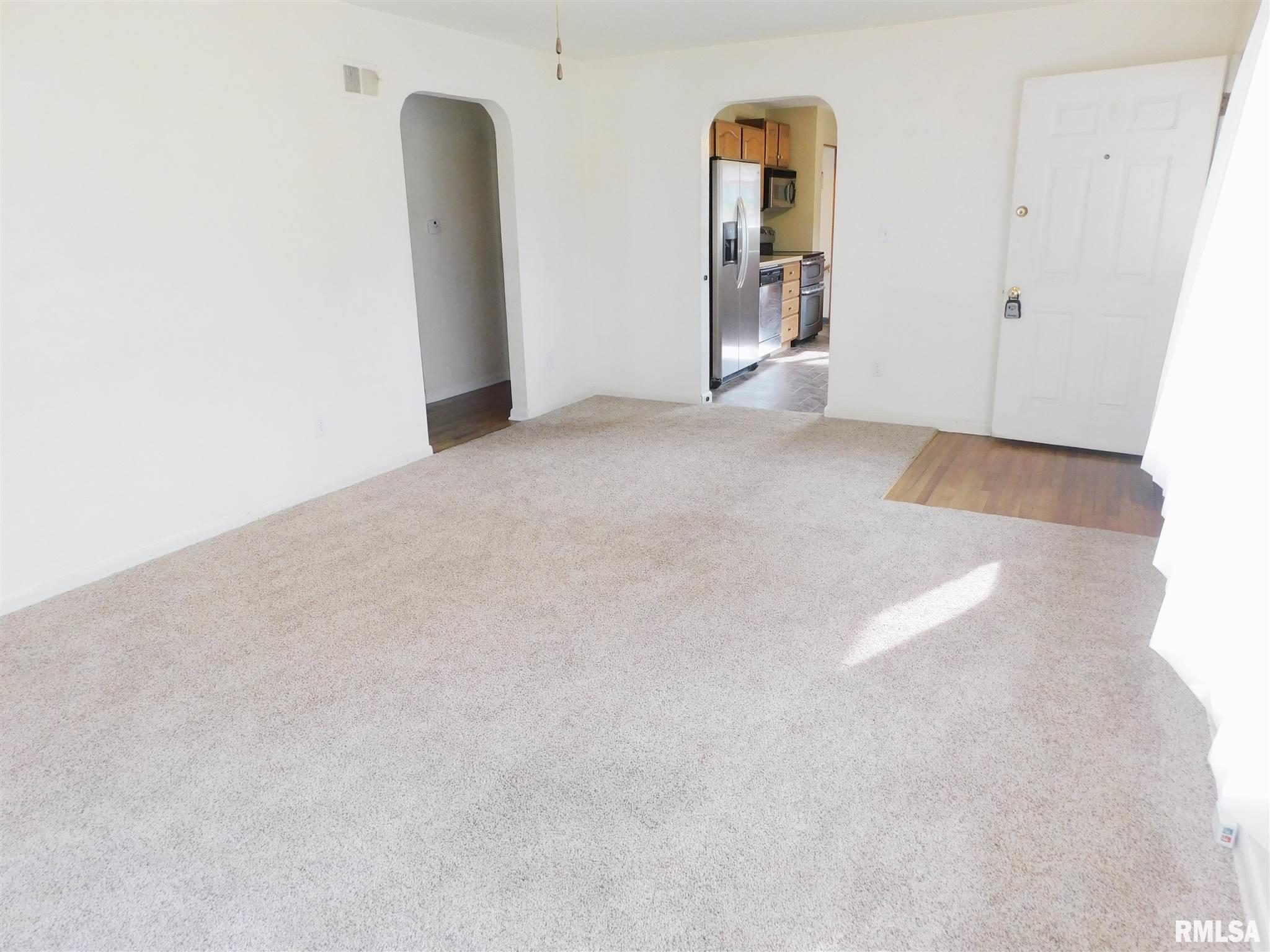 4803 West Pfeiffer Road Bartonville, IL 61607 - Photo 5 of 29 Gallery Image 5