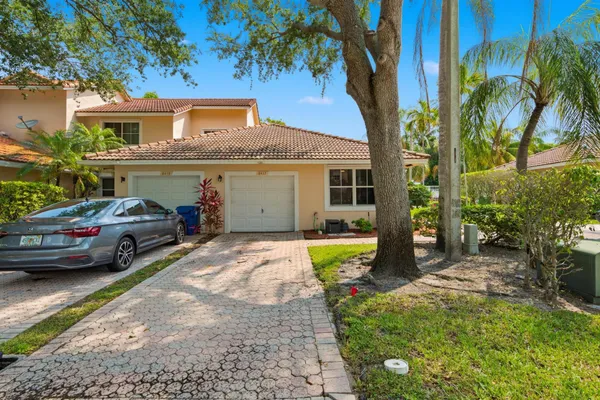 $450,000 | 8417 Northwest 40th Court, Sunrise, FL 33351