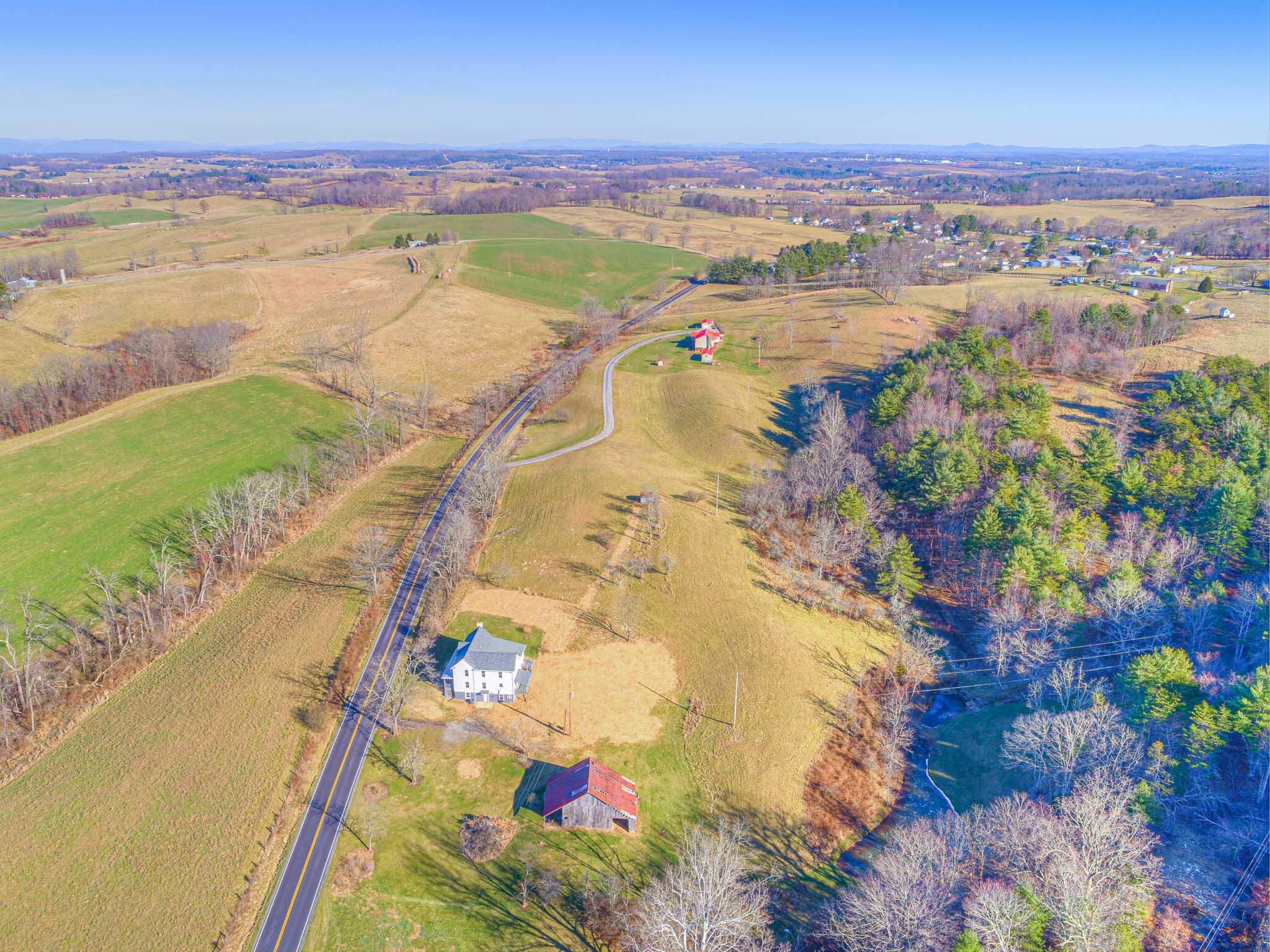 4231 Robinson Tract Road Pulaski, VA 24301 - Photo 56 of 59 4231_RobinsonTractRd_Web-61