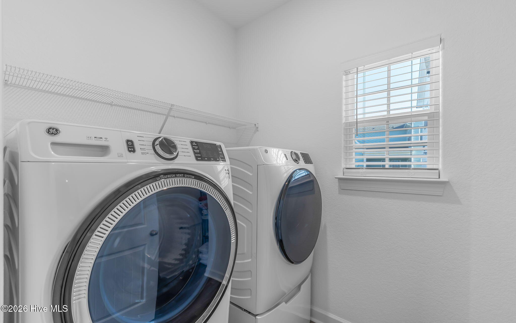 304 Ryker Road East Moyock, NC 27958 - Photo 29 of 32 Laundry room