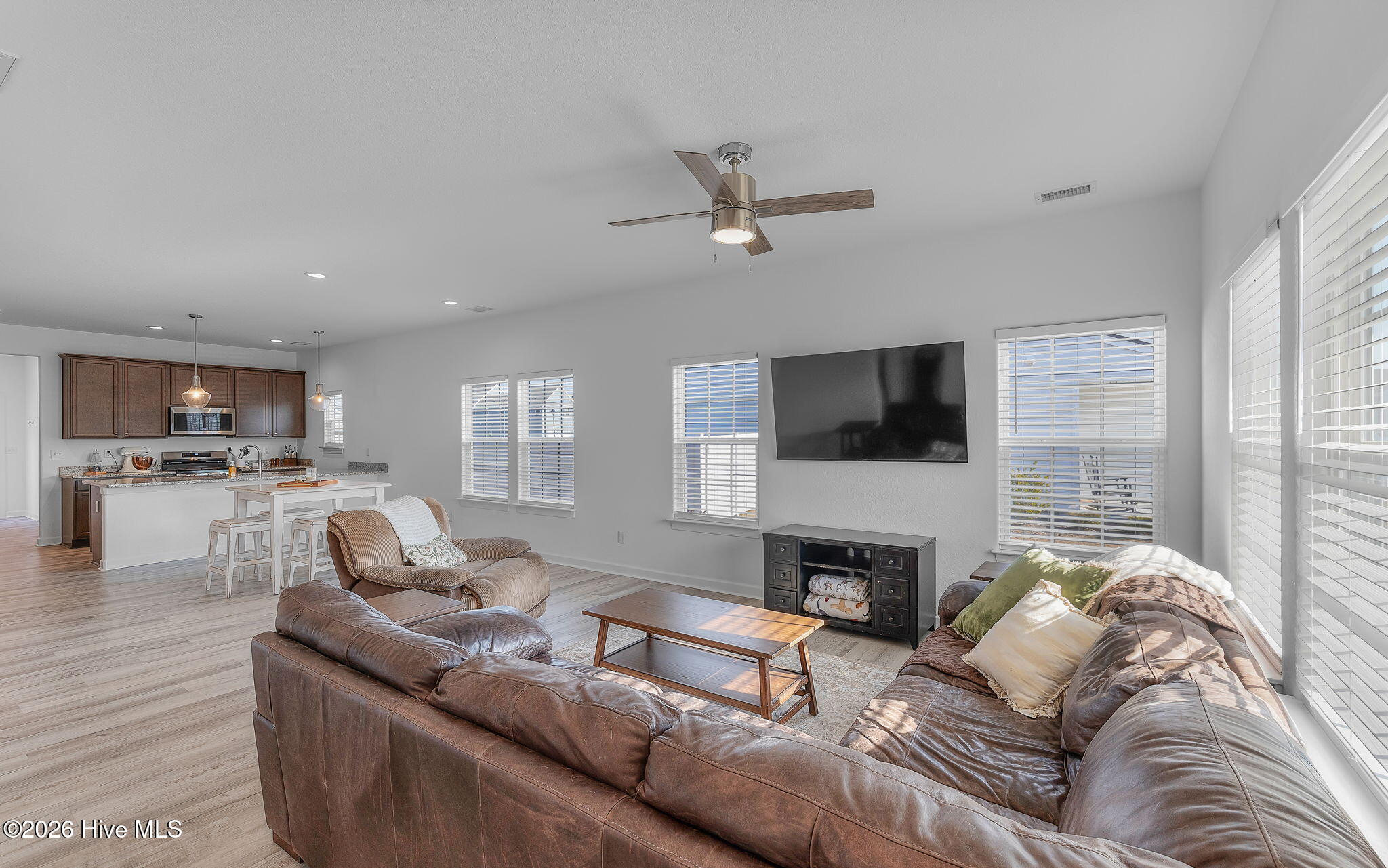 304 Ryker Road East Moyock, NC 27958 - Photo 5 of 32 Living area