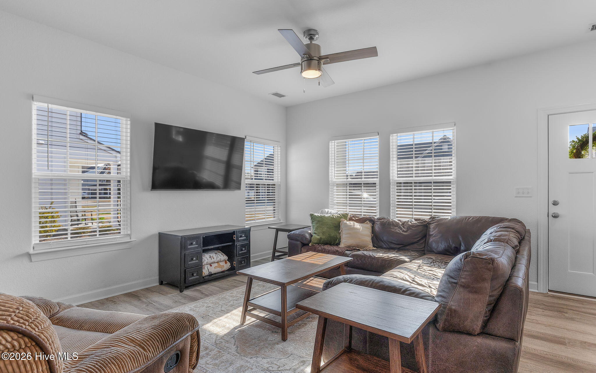 304 Ryker Road East Moyock, NC 27958 - Photo 6 of 32 Living area