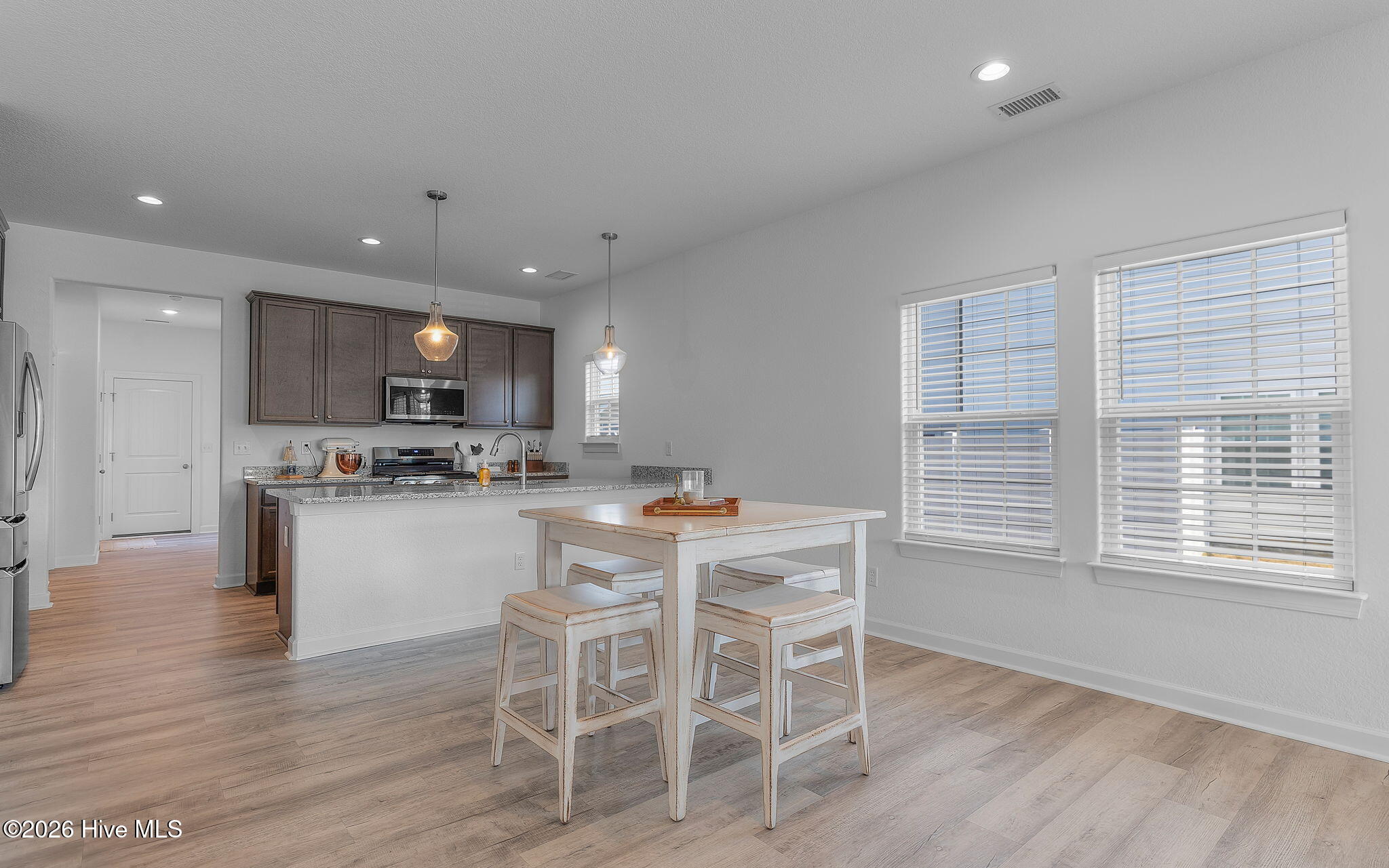 304 Ryker Road East Moyock, NC 27958 - Photo 8 of 32 Dining area