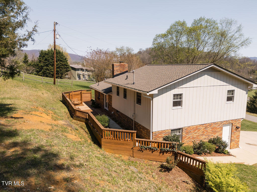 424 Old Watauga Road Watauga, TN 37694 - Photo 11 of 50 .