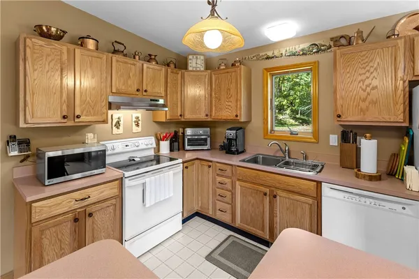 $449,000 | 815 Covert Hollow Road, Hamden, NY 13782