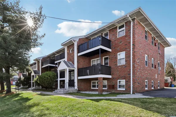 $2,750 | 20 Francis Avenue, Unit 10C, Nyack, NY 10960