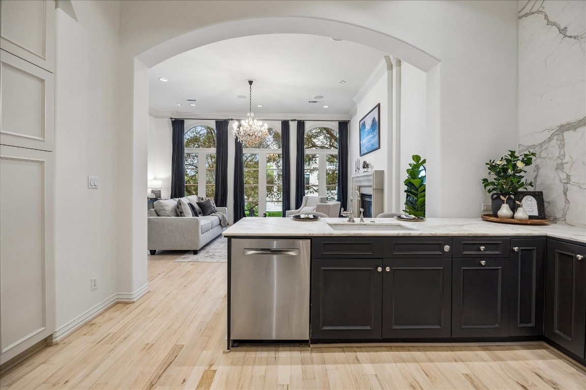 5401 Ashby Street Houston, TX 77005 - Photo 18 of 48