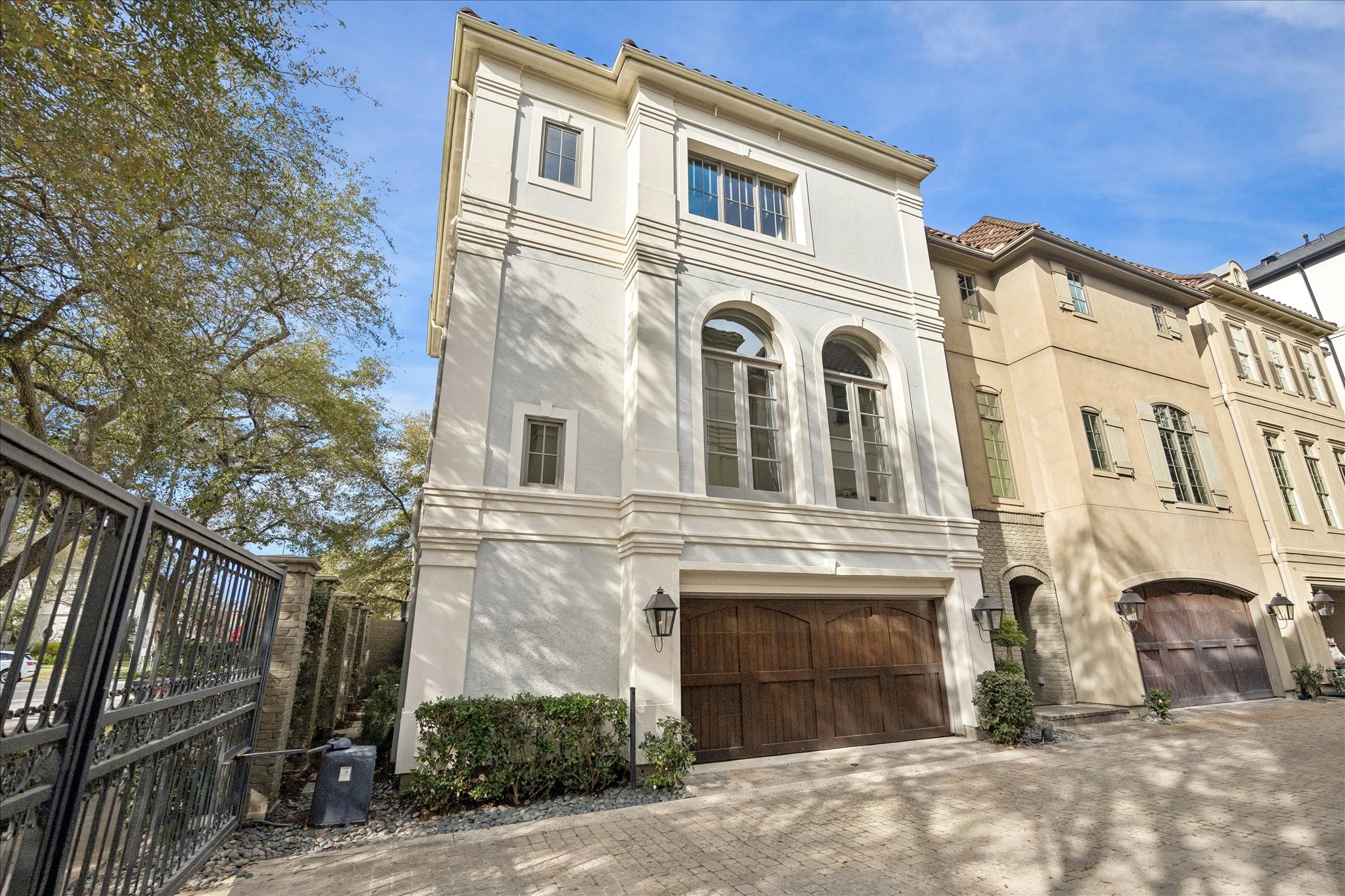 5401 Ashby Street Houston, TX 77005 - Photo 2 of 25