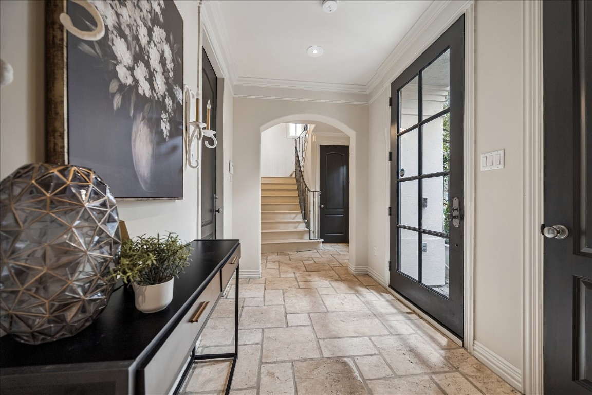 5401 Ashby Street Houston, TX 77005 - Photo 2 of 48