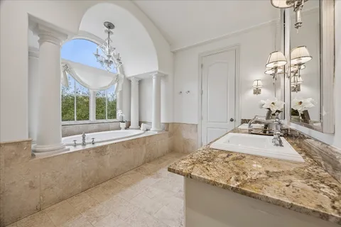 $1,325,000 | 5401 Ashby Street, Houston, TX 77005