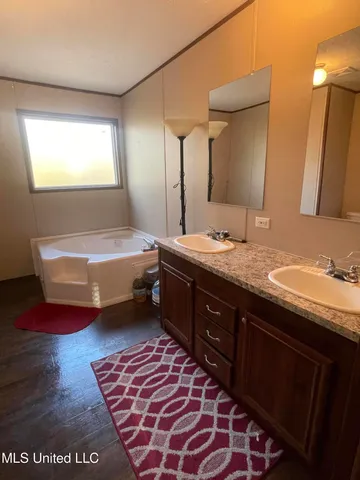 $140,000 | 106 East Street, Edwards, MS 39066