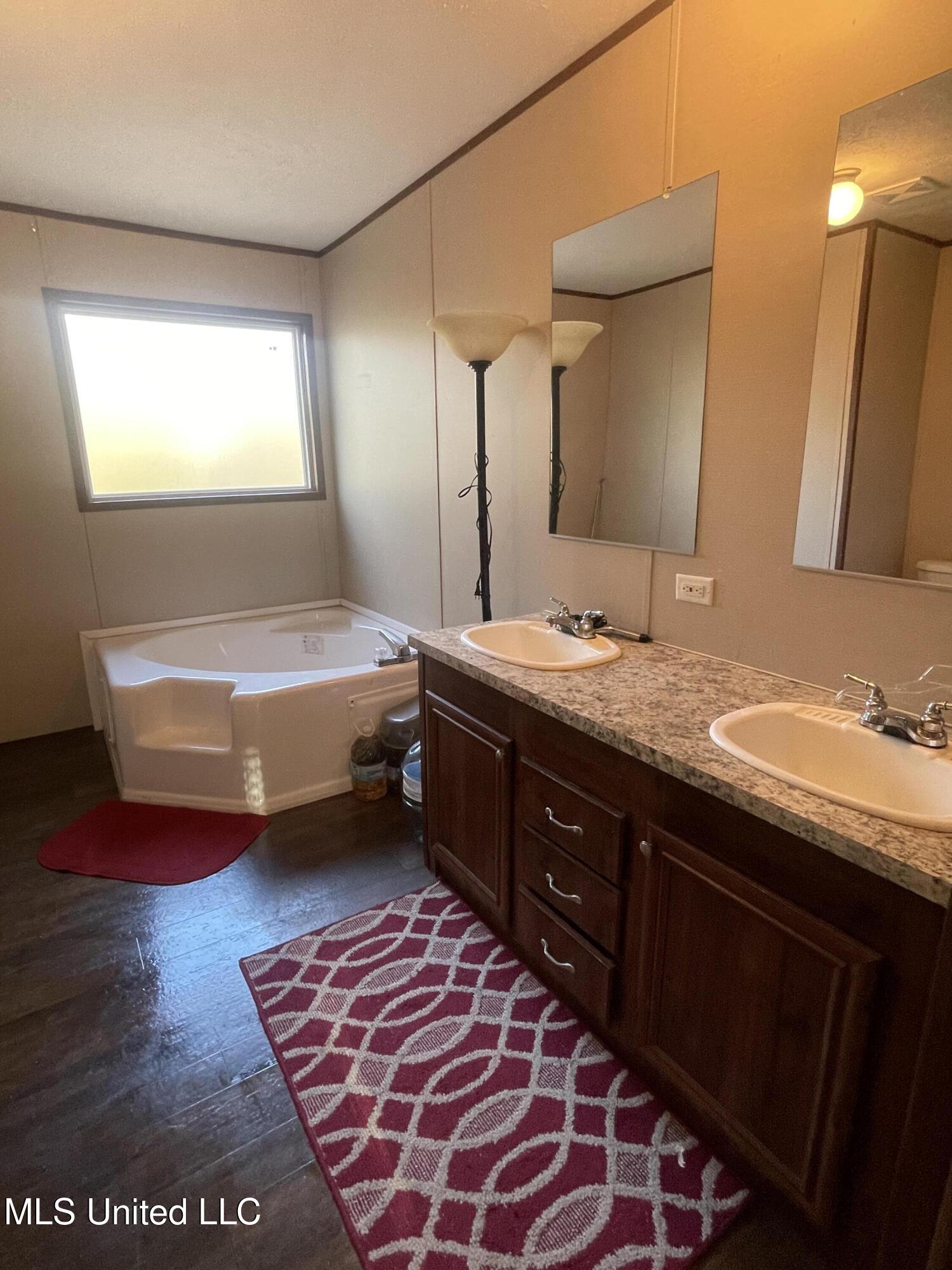 106 East Street Edwards, MS 39066 - Photo 14 of 19 IMG_6994