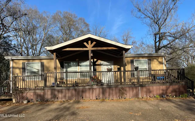 $140,000 | 106 East Street, Edwards, MS 39066