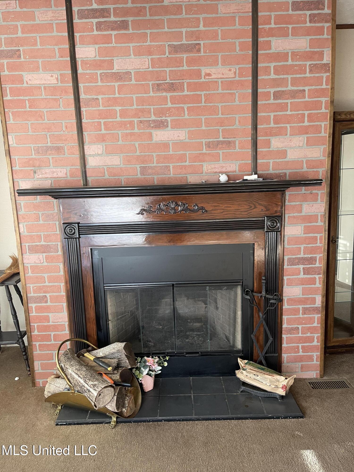 106 East Street Edwards, MS 39066 - Photo 5 of 19 IMG_6984