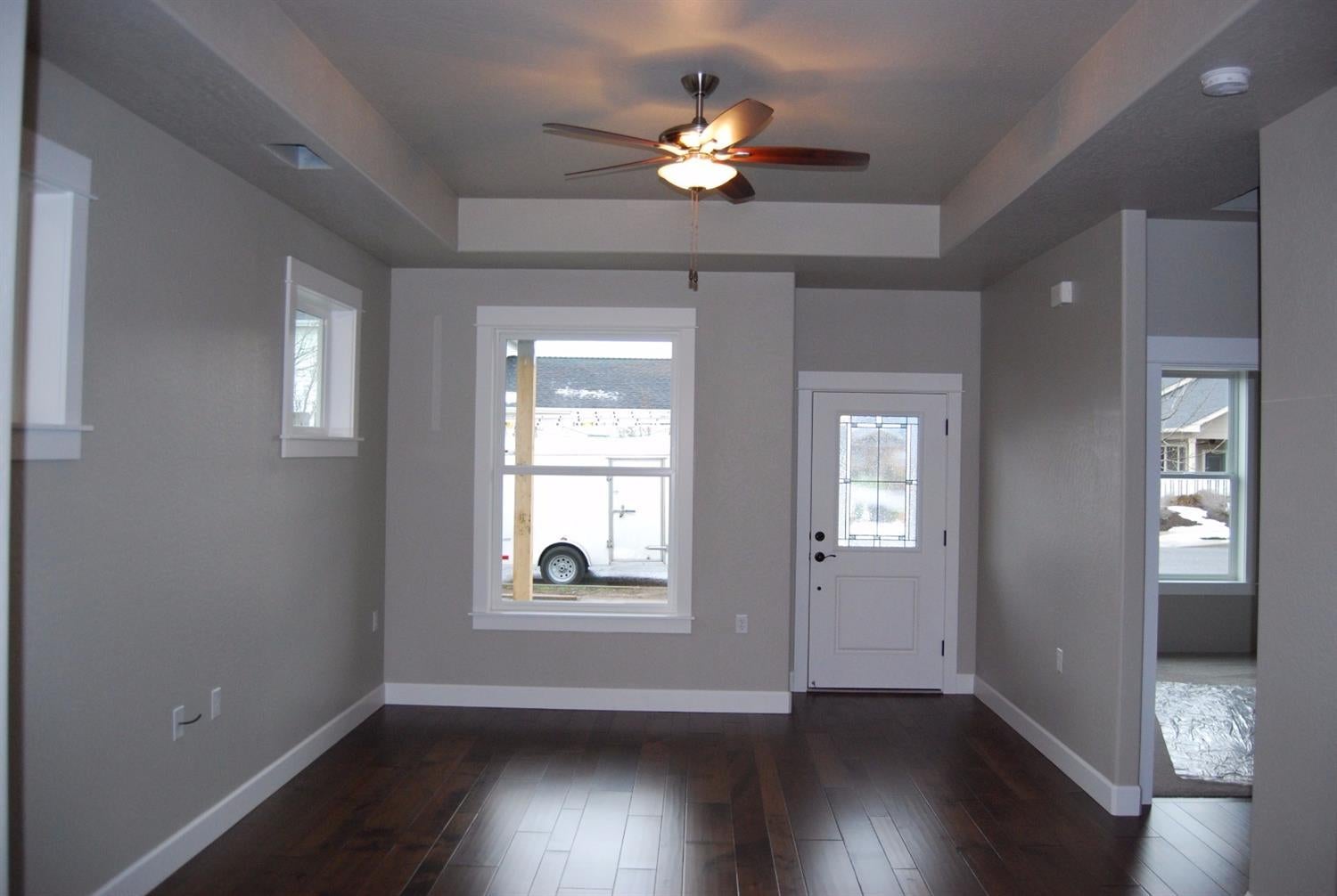1096 Boulder Ridge Street Central Point, OR 97502 - Photo 5 of 24 Great Room