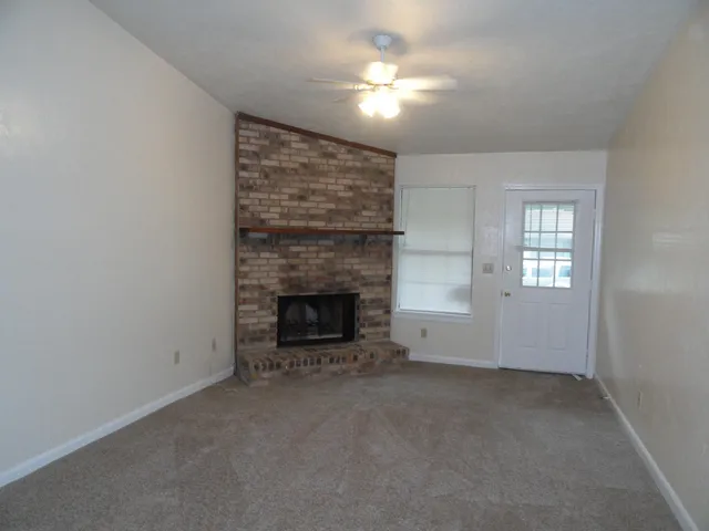 $1,050 | 2833 Botany Place, Tallahassee, FL 32301