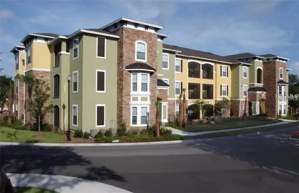$1,595 | 10211 Courtney Palms Boulevard, Unit 304, Tampa, FL 33619