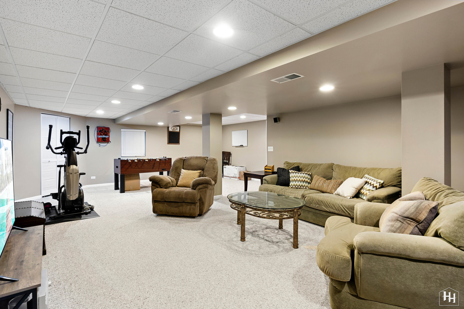1389 Collins Drive Cary, IL 60013 - Photo 30 of 39 a living room with furniture and a couch