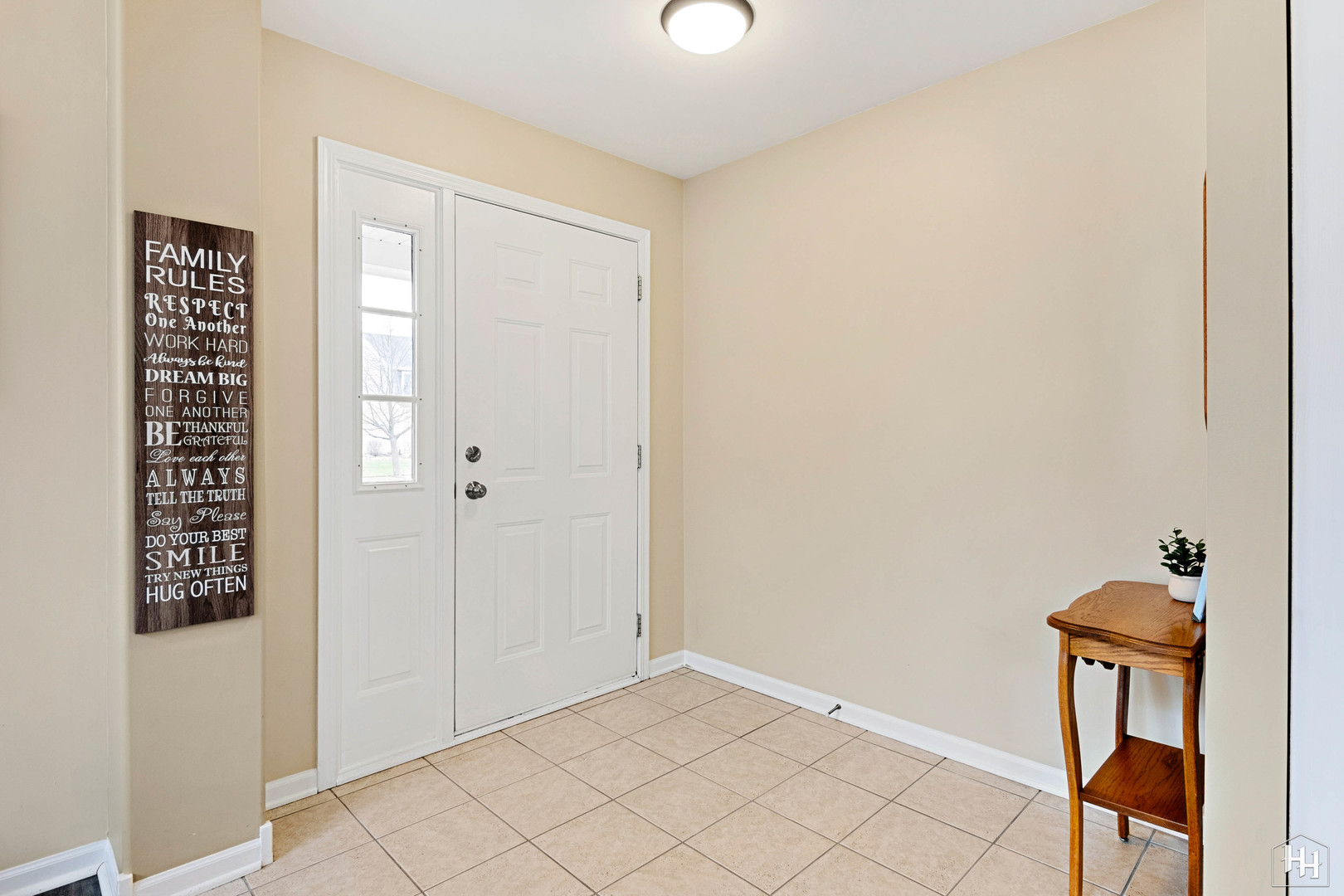 1389 Collins Drive Cary, IL 60013 - Photo 4 of 39 a view of room with window
