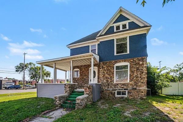$148,000 | 236 East Center Street, Alma, MI 48801