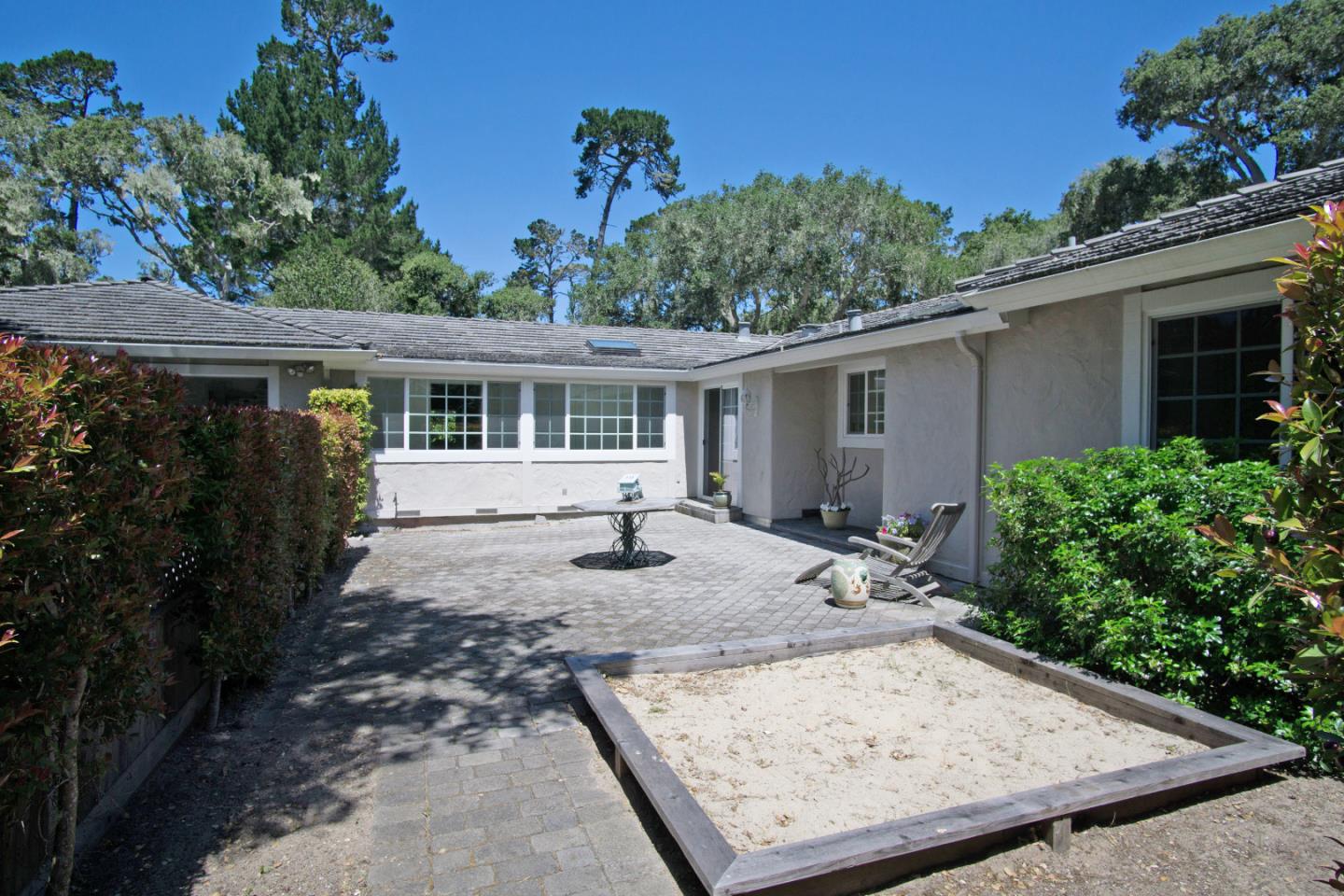 1084 Presidio Road Pebble Beach, CA 93953 - Photo 27 of 30 Gallery Image 27