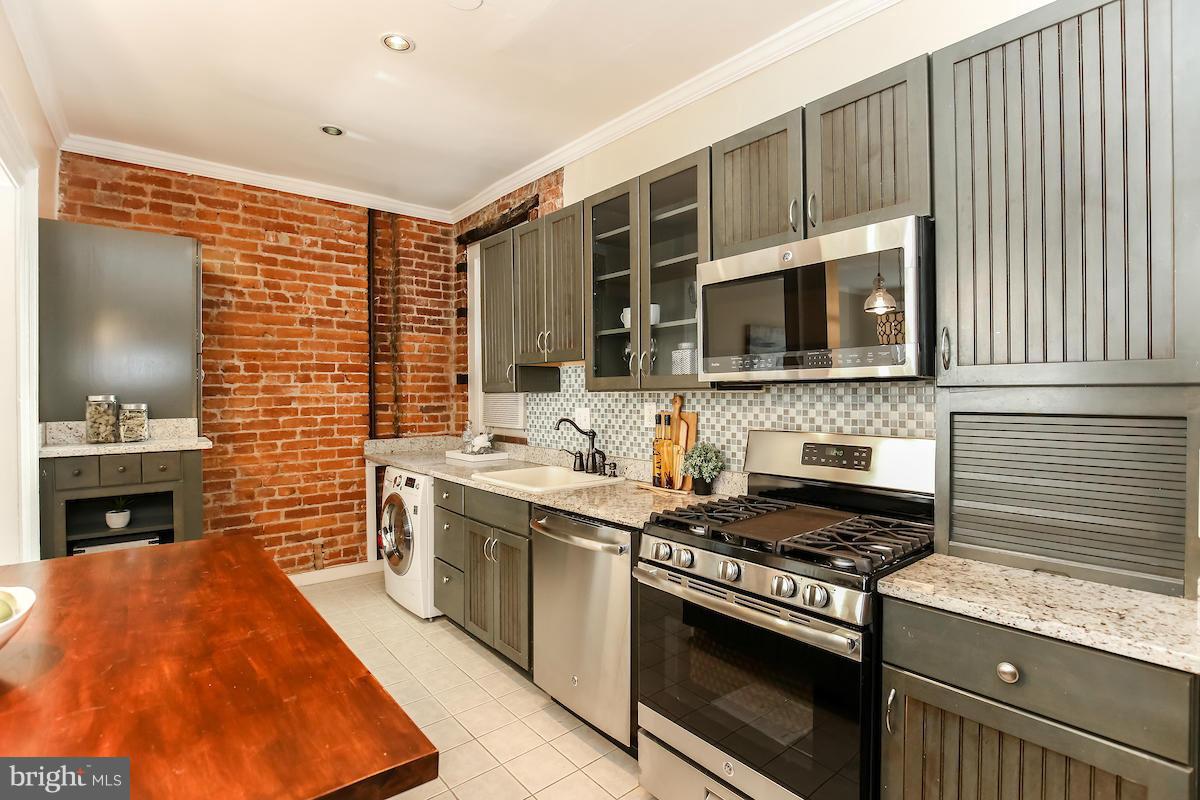 1831 California Street Northwest, Unit 21 Washington, DC 20009 - Photo 13 of 29 Kitchen