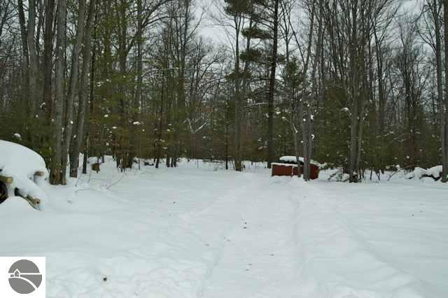 9744 Hodge Road Kingsley, MI 49649 - Photo 2 of 12 1711292-1.JPG