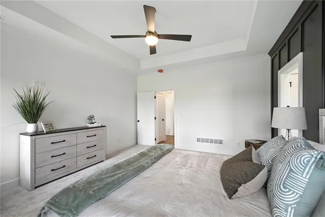 $762,900 | 1807 Halls Creek Avenue, Raymore, MO 64083