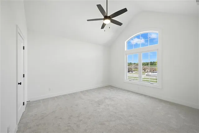 $762,900 | 1807 Halls Creek Avenue, Raymore, MO 64083