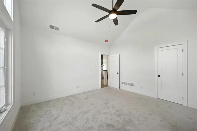 $762,900 | 1807 Halls Creek Avenue, Raymore, MO 64083