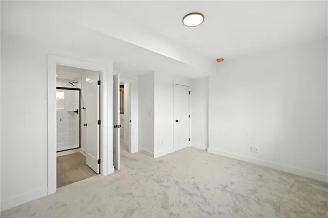 $762,900 | 1807 Halls Creek Avenue, Raymore, MO 64083