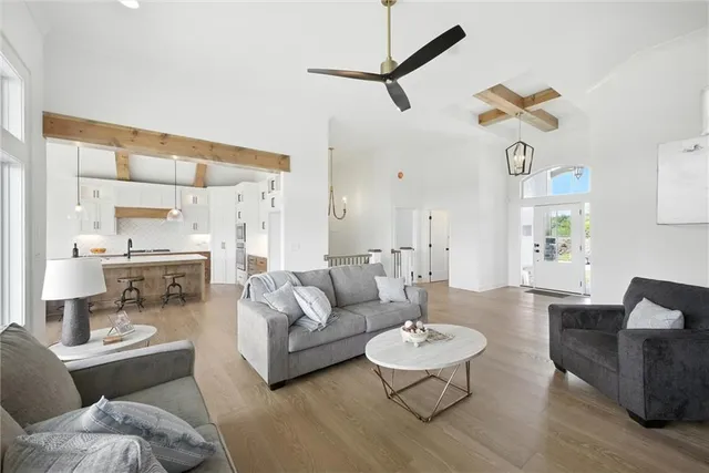 $762,900 | 1807 Halls Creek Avenue, Raymore, MO 64083