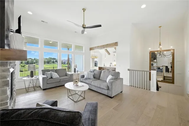 $762,900 | 1807 Halls Creek Avenue, Raymore, MO 64083