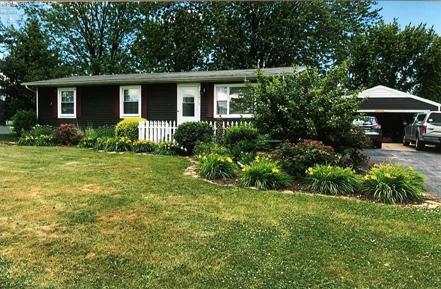 6457 Royce Road Lakeside Marblehead, OH 43440 - Photo 2 of 29 Gallery Image 2