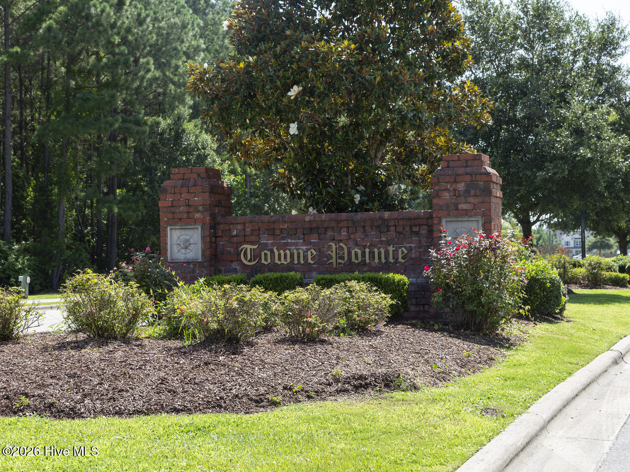 216 Browns Ferry Road, Unit 383 Jacksonville, NC 28546 - Photo 39 of 58 Towne Point entry L33A4800-001-007-1280x