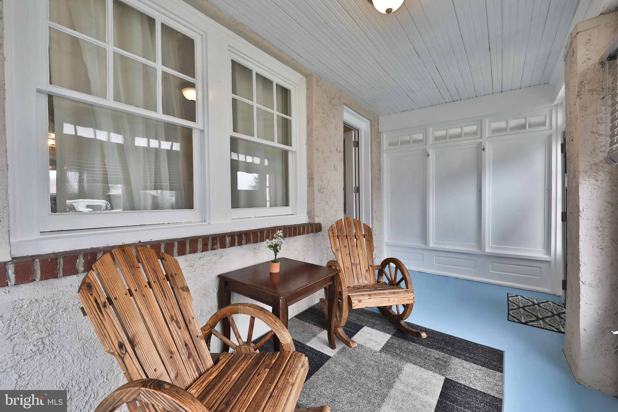 634 Crestview Road Philadelphia, PA 19128 - Photo 3 of 31 Enclosed Front Porch