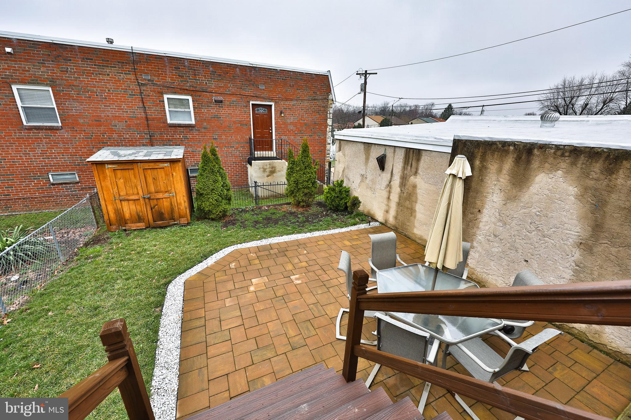634 Crestview Road Philadelphia, PA 19128 - Photo 28 of 31 Back Yard