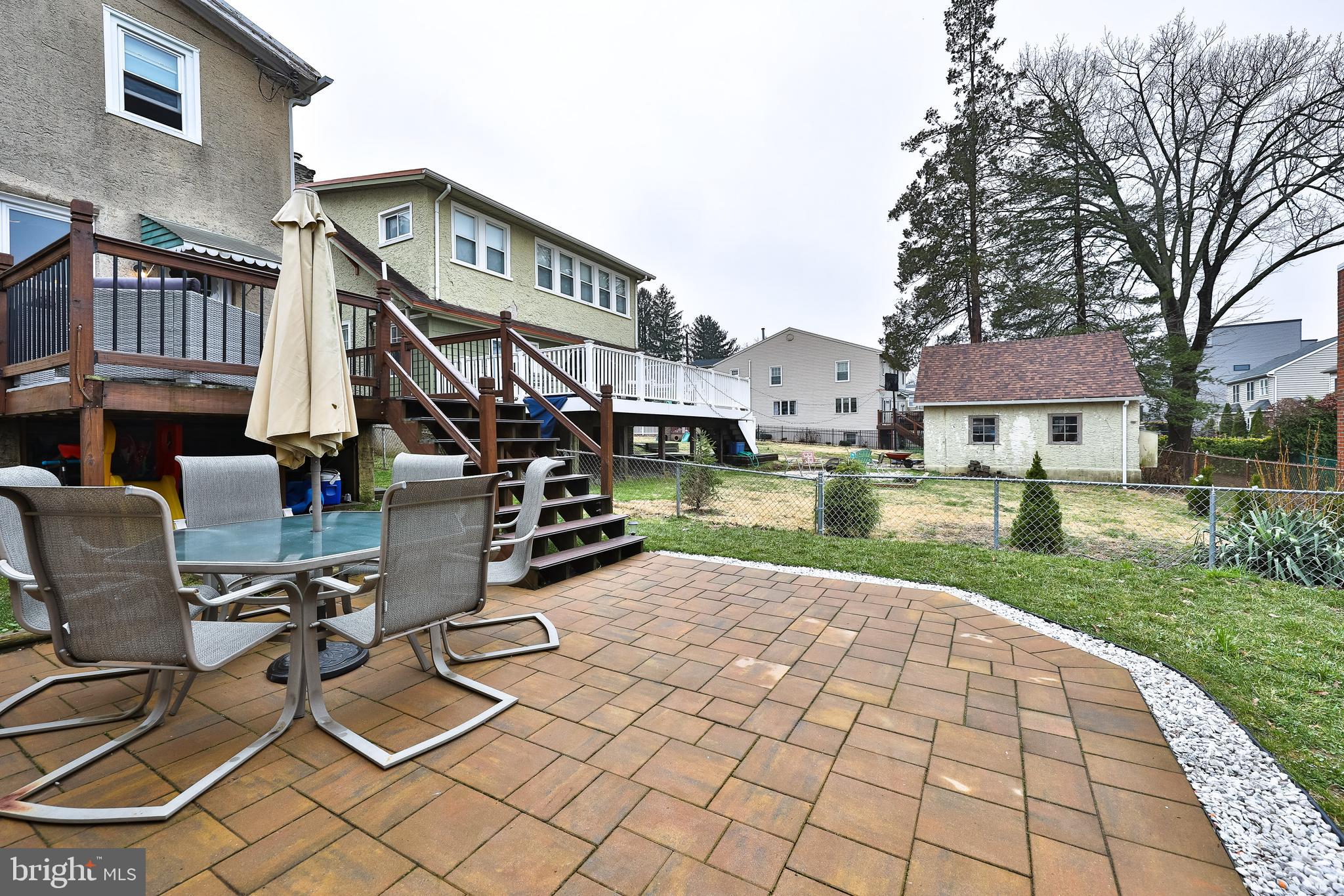 634 Crestview Road Philadelphia, PA 19128 - Photo 29 of 31 Back Patio