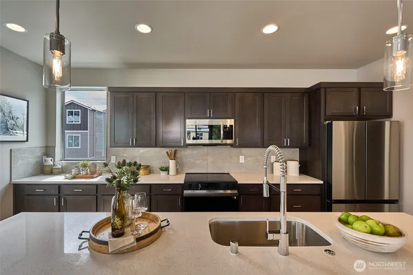 $769,950 | 18517 Southeast 271st Place, Covington, WA 98042