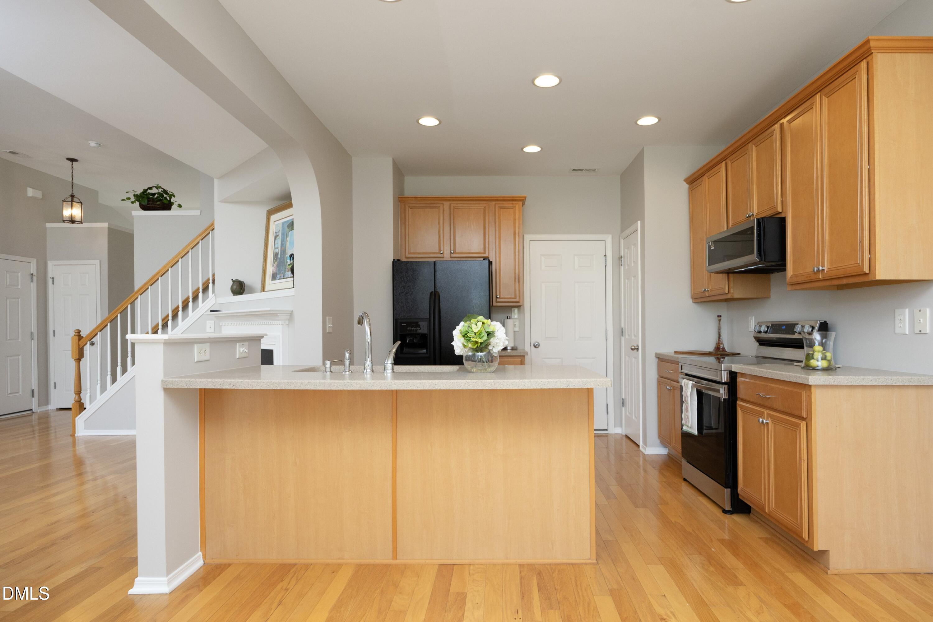 8402 Drystone Drive Raleigh, NC 27613 - Photo 10 of 40 Gallery Image 10