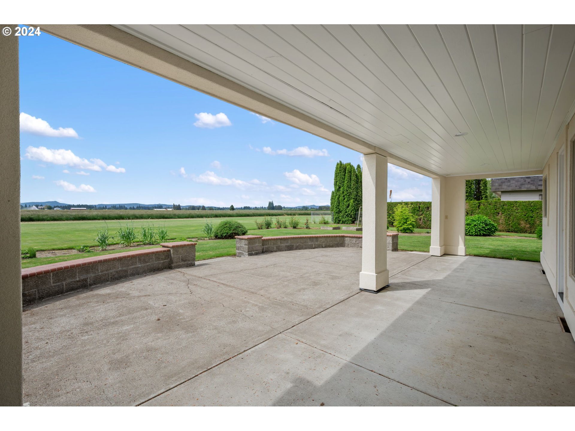 33460 Northwest Bagley Road Hillsboro, OR 97124 - Photo 23 of 30 Covered Patio