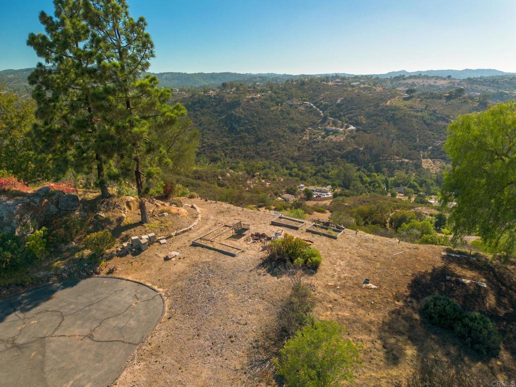 13703 Little Pond Road Valley Center, CA 92082 - Photo 72 of 74 Gallery Image 72