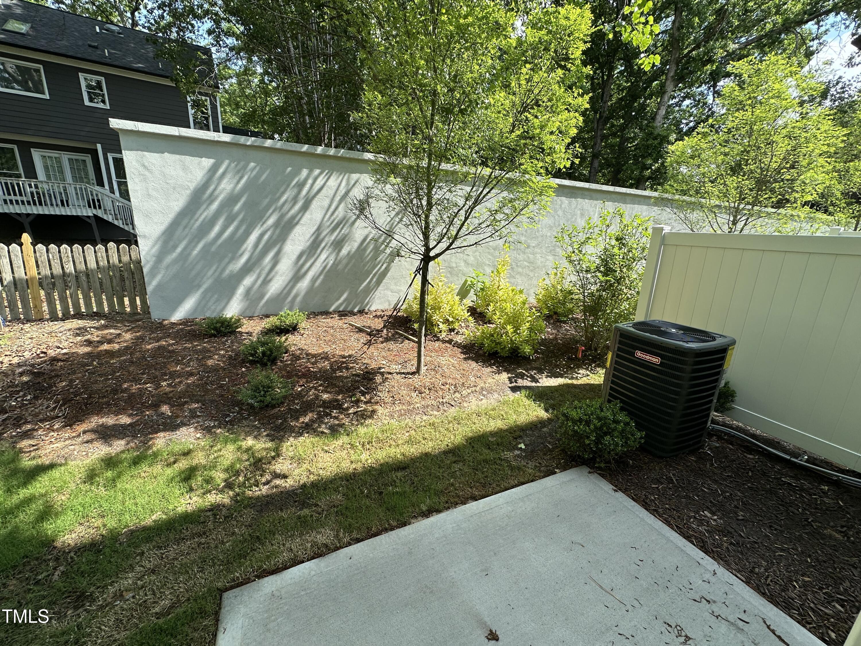 1551 Crescent Townes Way Raleigh, NC 27604 - Photo 8 of 26 IMG_0180