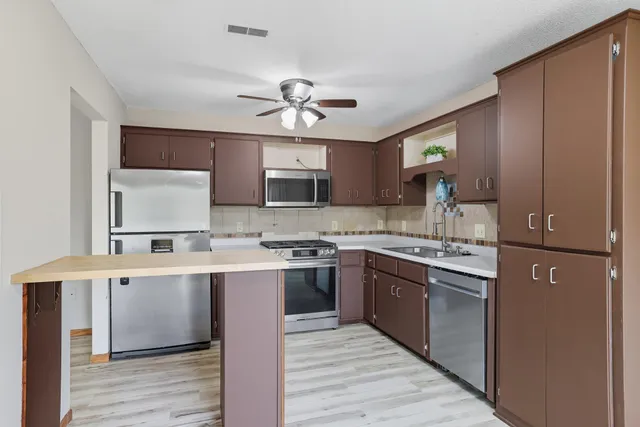 $260,000 | 3230 Edgerton Street, Vadnais Heights, MN 55127