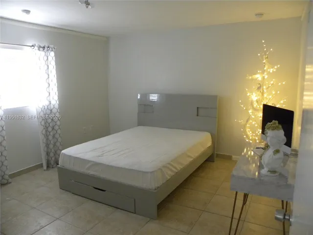 $3,500 | 3466 Southwest 23rd Street, Unit 3466, Miami, FL 33145