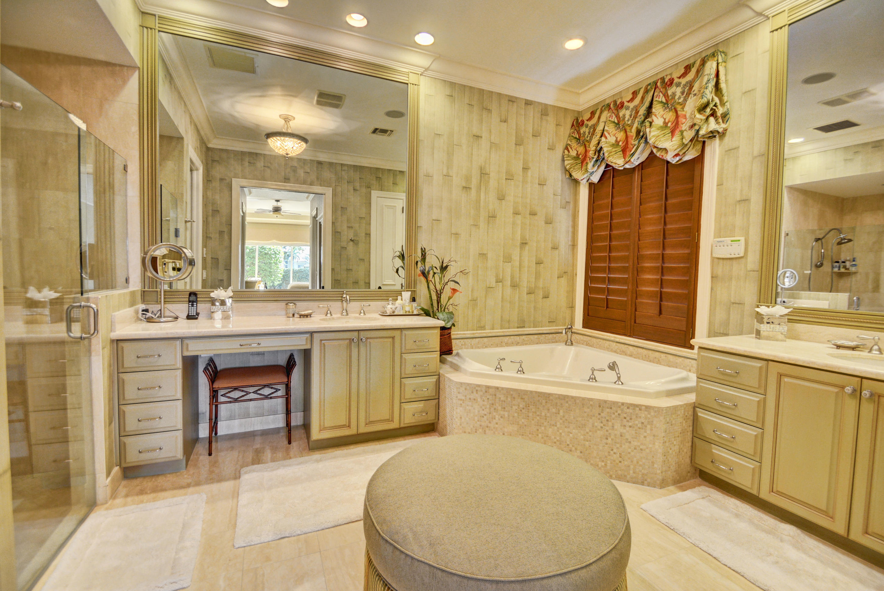 6477 Enclave Way Boca Raton, FL 33496 - Photo 17 of 27 Master Bathroom