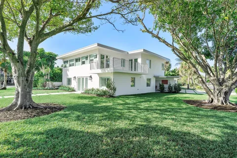 $2,595,000 | 1903 Bay Drive, Pompano Beach, FL 33062
