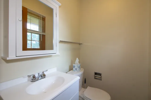 $2,395 | 1850 Connie Court, Aurora, IL 60505